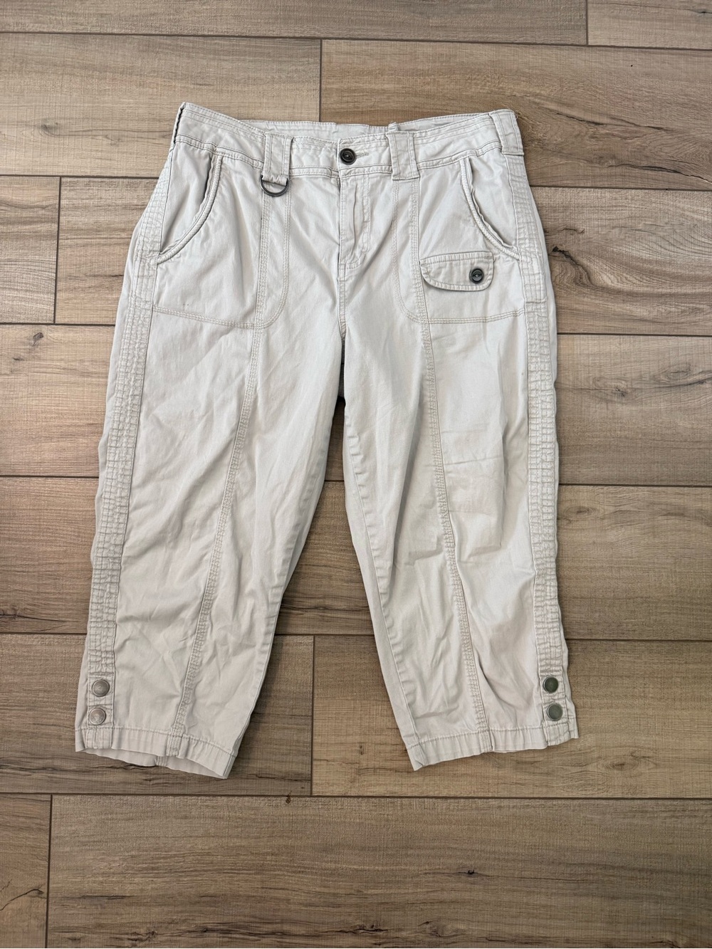 Style & Co Cotton White Cargo Capri Pants